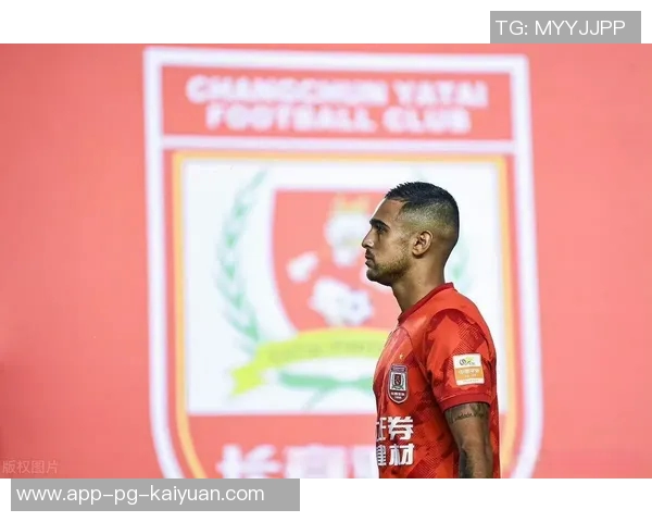 莱昂纳多坦言执教并非所愿富豪球队才有机会赢得欧冠 莱昂纳多坦言执教并非所愿富豪球队才有机会赢得欧冠