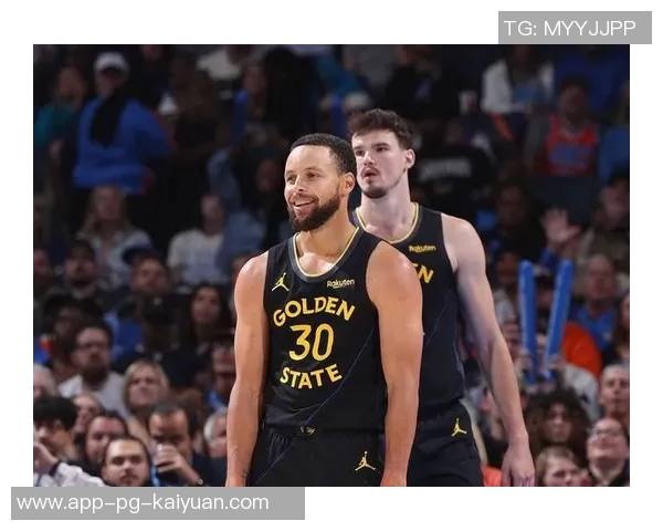 库里与巴特勒罚球命中率大幅提升差距缩小后者仍有机会争夺荣誉 库里与巴特勒罚球命中率大幅提升差距缩小后者仍有机会争夺荣誉