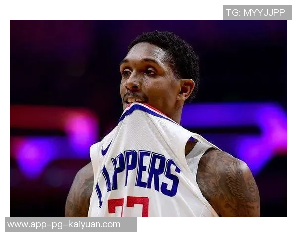 路威谈选择快船原因：家庭是首要考虑希望陪伴妻子和观看儿子比赛