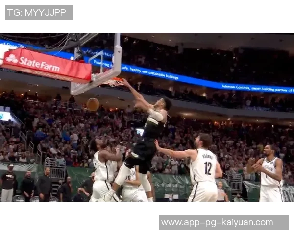 字母哥第三节强势表现助球队逆转9分8篮板3助攻1盖帽展现统治力